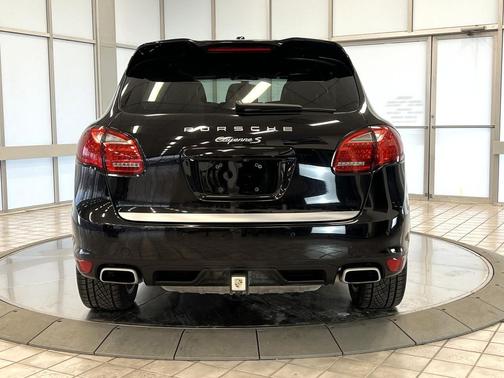 2013 Porsche Cayenne Cayenne