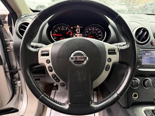 2011 Nissan Rogue SV