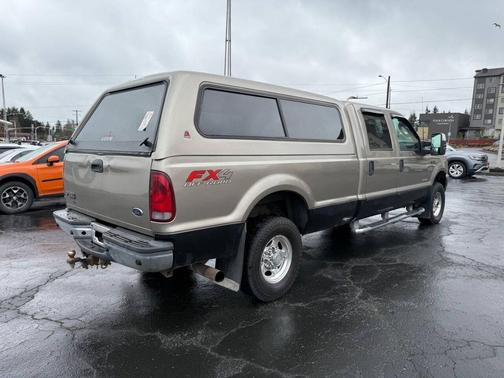 Arizona Beige Metallic 2003 Ford F-250 Lariat