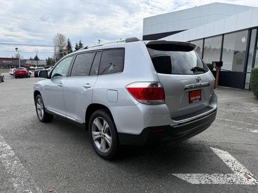 Classic Silver Metallic 2012 Toyota Highlander Limited