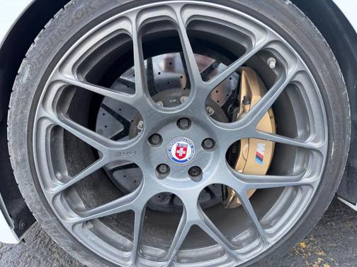 Alpine White 2015 BMW M4 Base