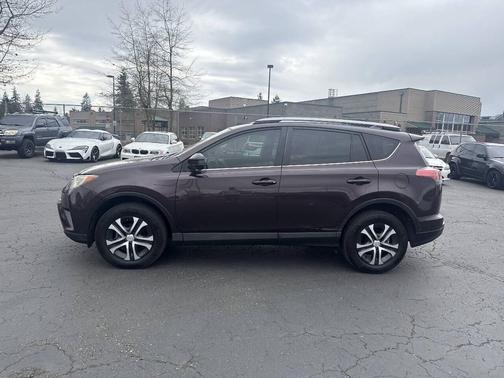 Black Currant Metallic 2018 Toyota RAV4 LE
