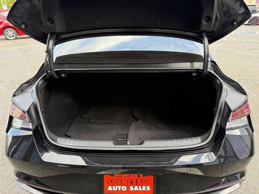 Phantom Black 2022 Hyundai ELANTRA HEV Limited