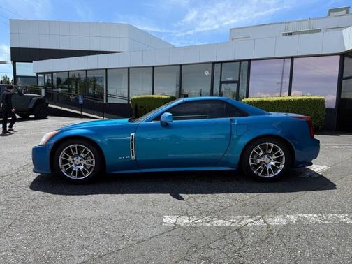 Elektra Blue Tintcoat 2009 Cadillac XLR Base