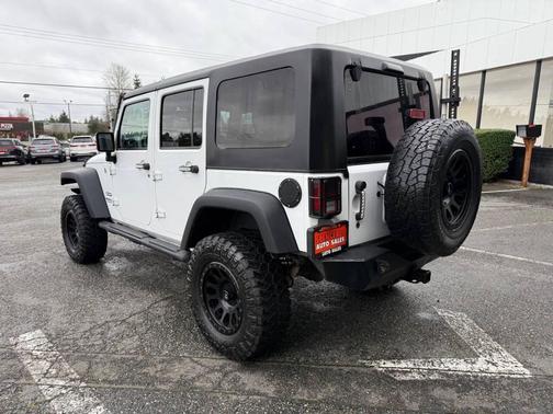 Bright White Clearcoat 2016 Jeep Wrangler Unlimited Sport