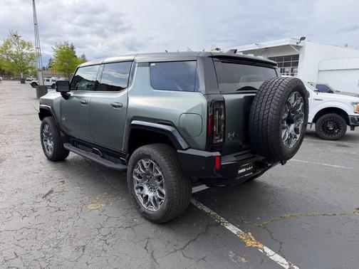 Moonshot Green Matte 2024 GMC HUMMER EV SUV 3X