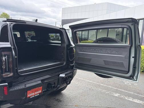 Moonshot Green Matte 2024 GMC HUMMER EV SUV 3X