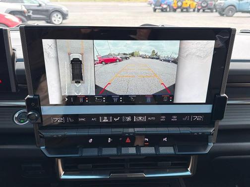 Moonshot Green Matte 2024 GMC HUMMER EV SUV 3X