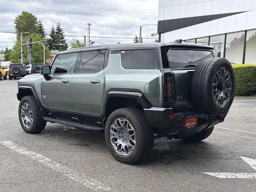 Moonshot Green Matte 2024 GMC HUMMER EV SUV 3X