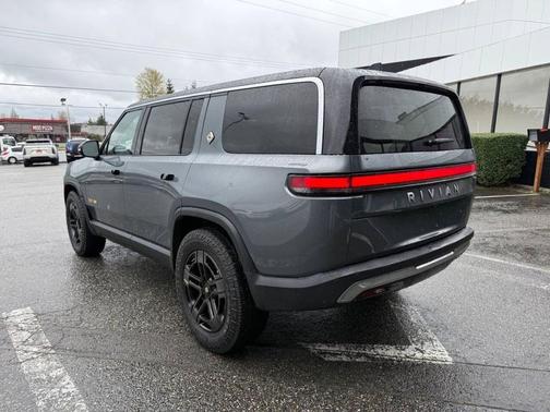 Midnight 2023 Rivian R1S Launch Edition