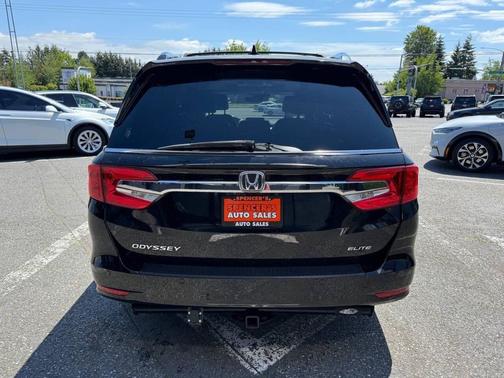 Crystal Black Pearl 2019 Honda Odyssey Elite