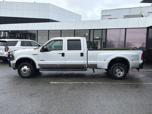 Oxford White Clearcoat 2006 Ford F-350 Lariat