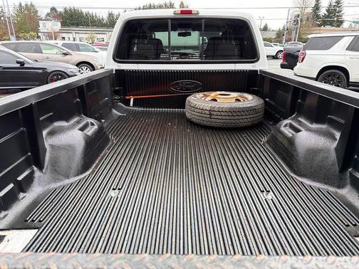 Oxford White Clearcoat 2006 Ford F-350 Lariat