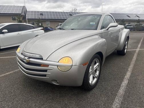 2004 Chevrolet SSR LS 2dr Regular Cab Convertible Rwd SB