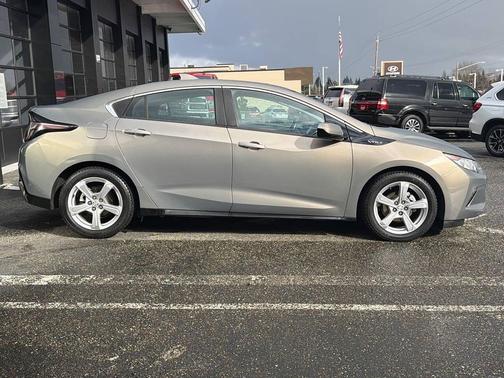 2017 Chevrolet Volt LT