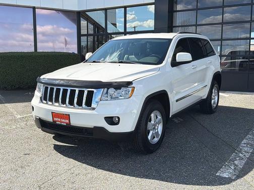 Stone White Clearcoat 2012 Jeep Grand Cherokee Laredo