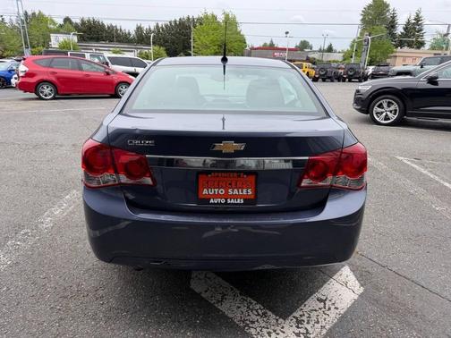 Atlantis Blue Metallic 2013 Chevrolet Cruze LS