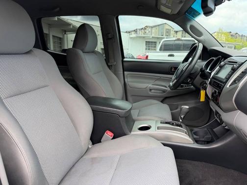 Spruce Mica 2013 Toyota Tacoma Base