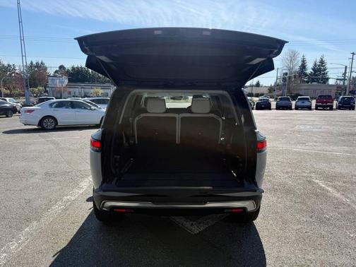 2023 Rivian R1S Launch Edition