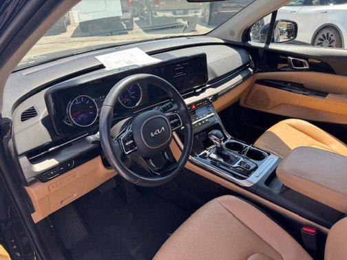 2024 Kia Carnival EX