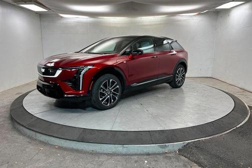 2026 Cadillac OPTIQ Premium Sport