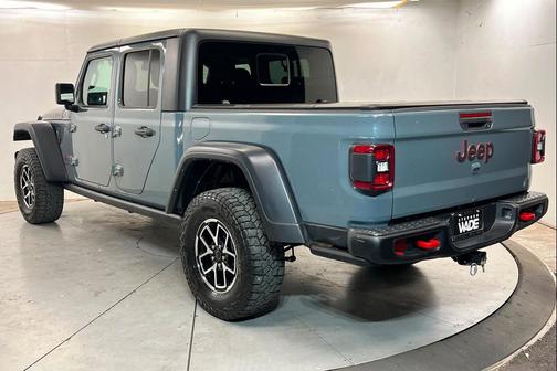 Anvil Clear Coat 2024 Jeep Gladiator Rubicon