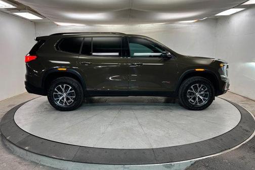 2024 GMC Acadia AWD AT4