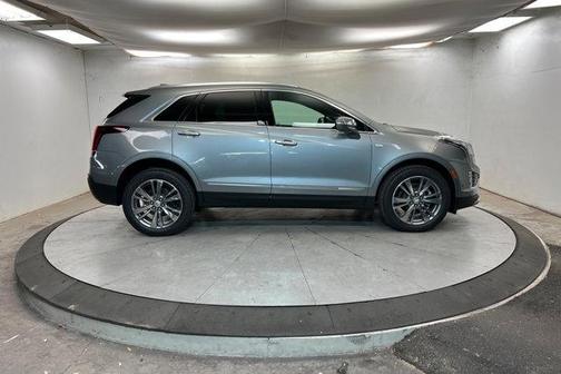 Argent Silver Metallic 2026 Cadillac XT5 Premium Luxury