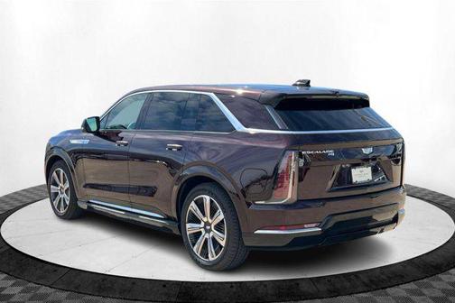 2025 Cadillac Escalade IQ Luxury 2