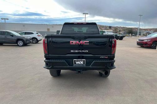 2025 GMC Sierra 3500 AT4