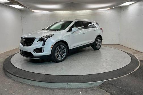 Crystal White Tricoat 2026 Cadillac XT5 Premium Luxury
