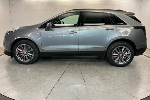 Argent Silver Metallic 2026 Cadillac XT5 Sport