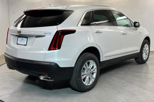 Crystal White Tricoat 2026 Cadillac XT5 Luxury