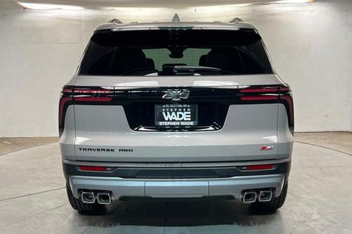 Sandstone Gray 2026 Chevrolet Traverse AWD Z71