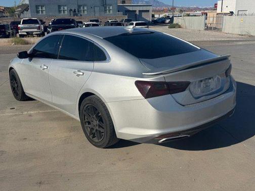 2021 Chevrolet Malibu FWD RS
