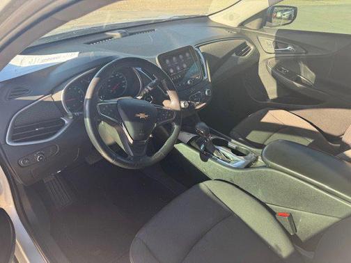 2021 Chevrolet Malibu FWD RS