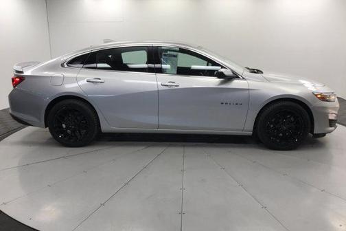 2021 Chevrolet Malibu FWD RS