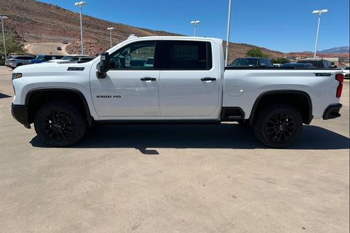 Summit White 2026 Chevrolet Silverado 2500 LTZ