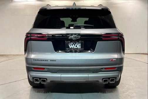 Sterling Gray Metallic 2025 Chevrolet Traverse AWD Z71