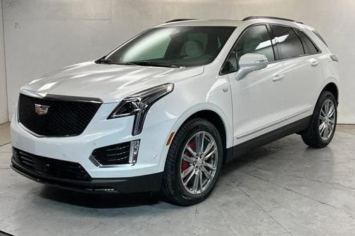Crystal White Tricoat 2026 Cadillac XT5 Sport