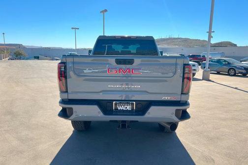 2025 GMC Sierra 3500 AT4