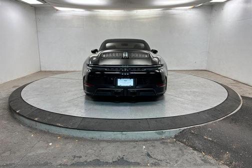 2025 Porsche 911 Carrera GTS