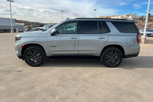 2023 Chevrolet Tahoe 4WD RST