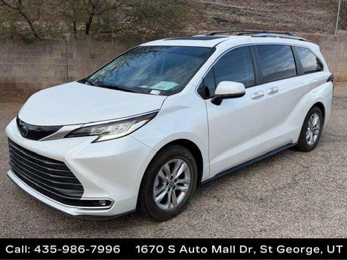 2023 Toyota Sienna Limited