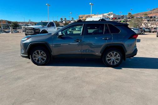 2023 Toyota RAV4 Hybrid XLE Premium