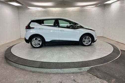 2022 Chevrolet Bolt EV FWD 1LT