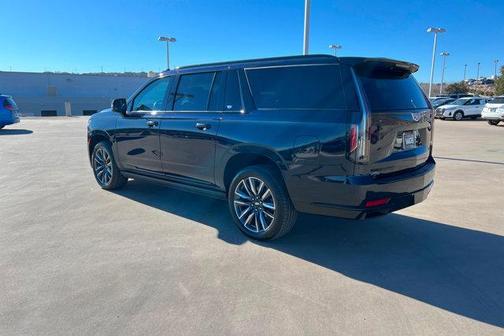 2022 Cadillac Escalade ESV Sport Platinum