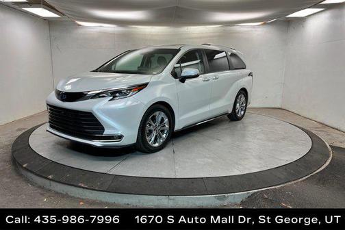 2022 Toyota Sienna Platinum