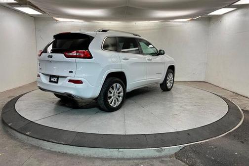 2018 Jeep Cherokee Overland