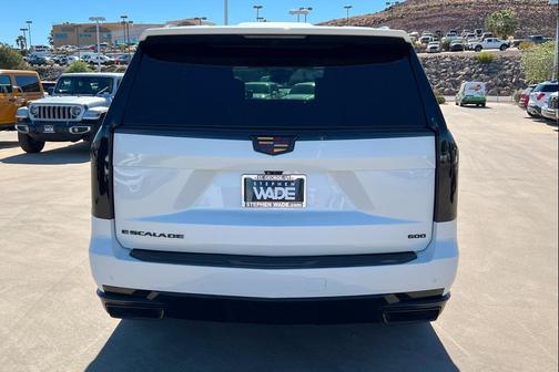 Crystal White Tricoat 2021 Cadillac Escalade Premium Luxury
